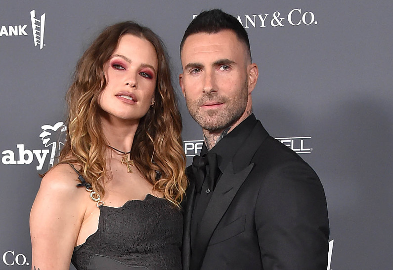 Бехати Принслу опубликовала первое фото с Адамом Левином после слухов о его изменах