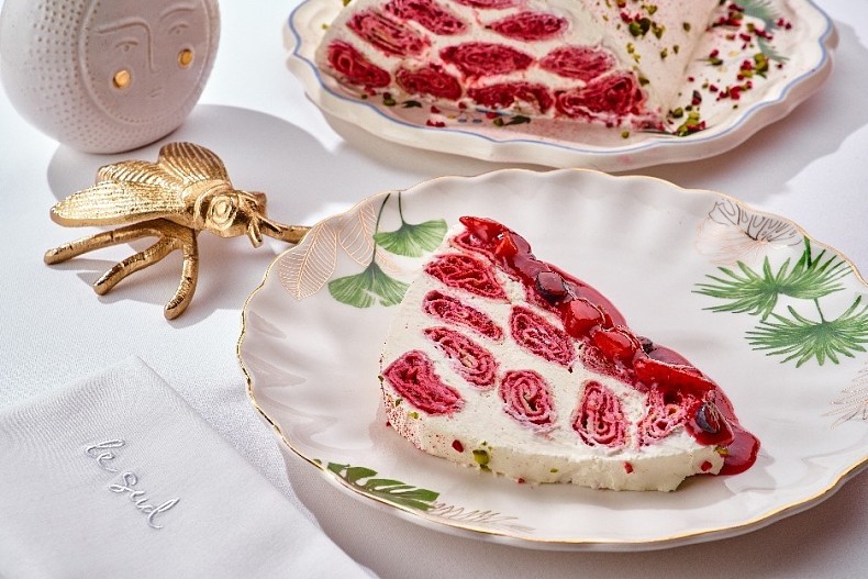 Блинная башня с ягодным кули