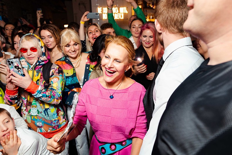 Елена Старостина