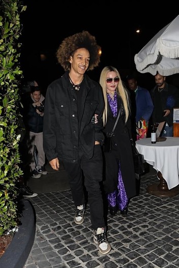 Ахламалик Уильямс и Мадонна