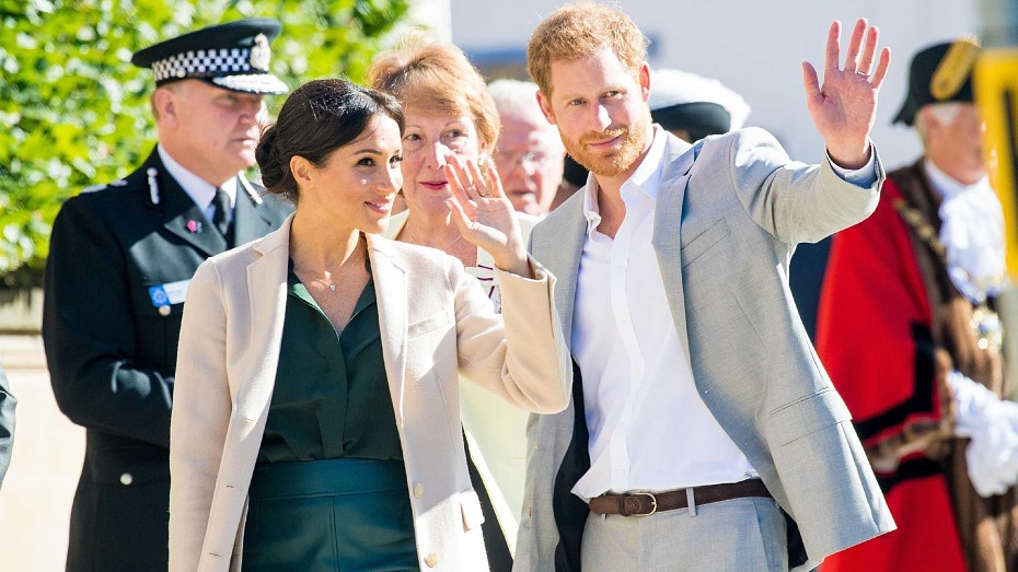 «Это разрушит церемонию»: визит принца Гарри и Меган Маркл на коронацию может обернуться громким скандалом