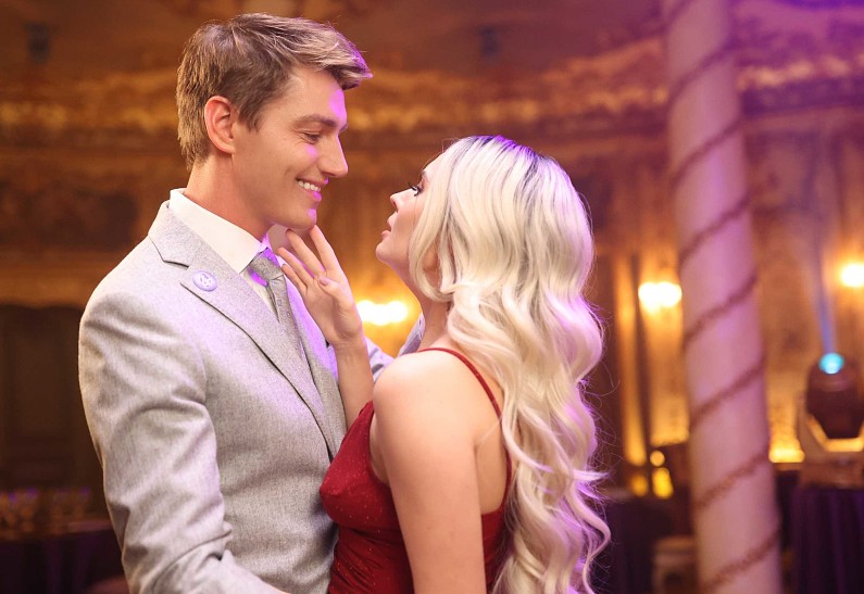 Алексей Воробьёв презентовал клип на трек «У твоего дома»