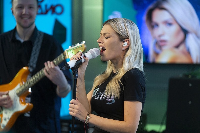 Люся Чеботина