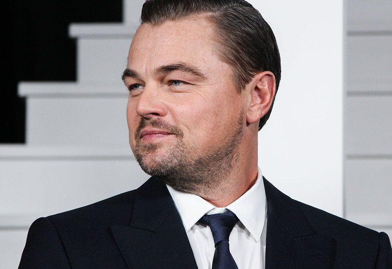 Друзья Леонардо ДиКаприо прокомментировали его роман с 19-летней моделью