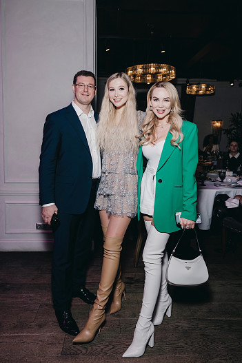 Антон Гормах, Марина Ермошкина, Мария Ост