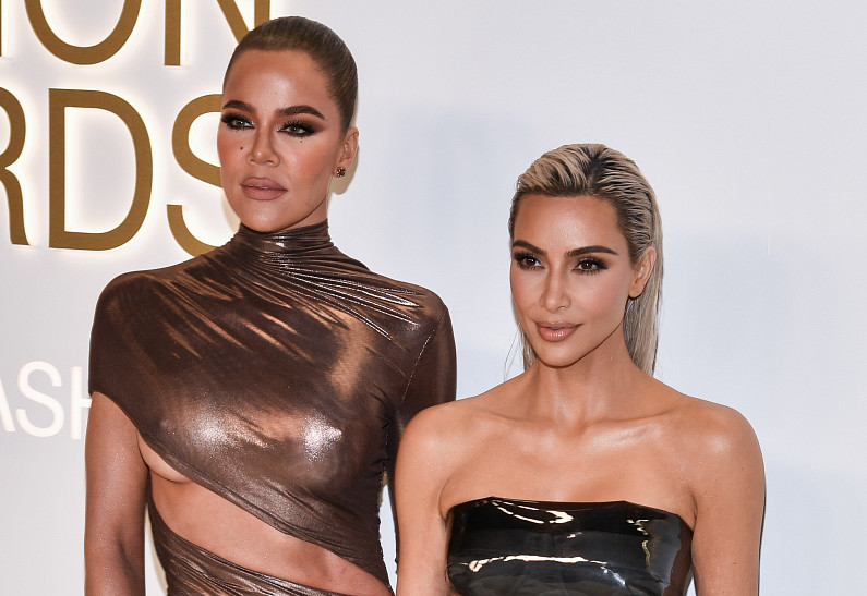 Хлои Кардашьян рассказала о соперничестве со старшей сестрой