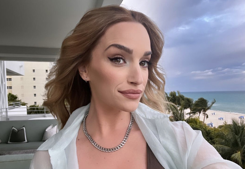 Звезда «Джинни и Джорджии» Брианна Хоуи ждет первого ребенка