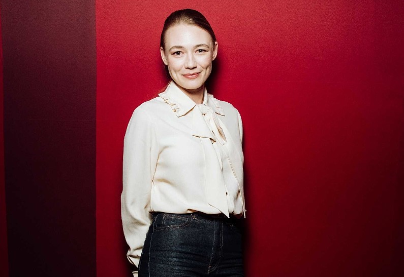 Оксана Акиньшина, Павел Деревянко, Константин Хабенский и другие гости премьеры фильма «Беспринципные в деревне»