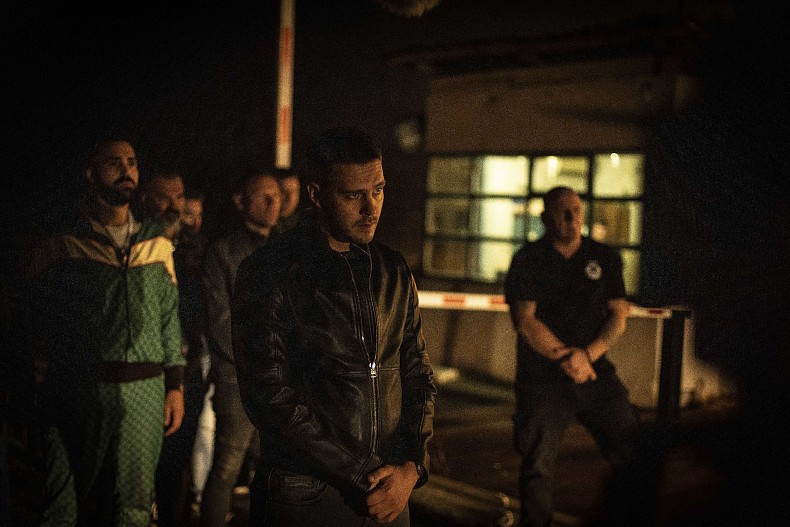 Милош Бикович