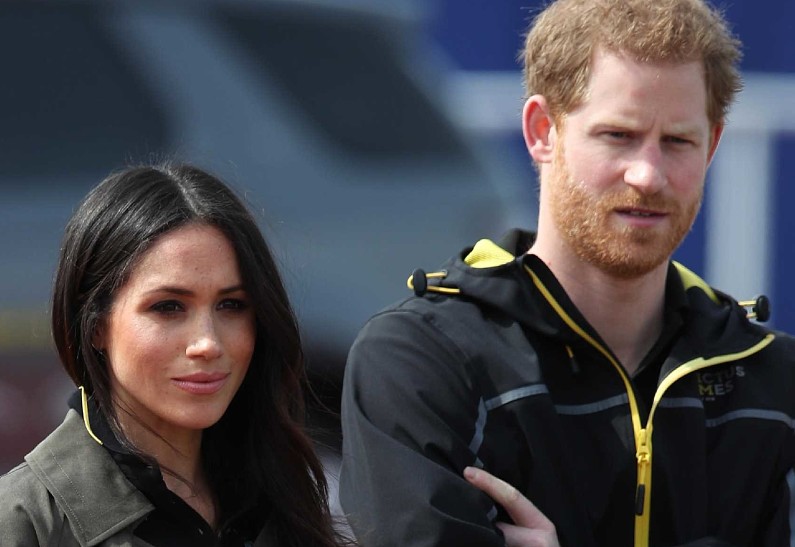 «Они рискуют превратиться в персонажей реалити-шоу»: принцу Гарри и Меган Маркл предрекают закат карьеры