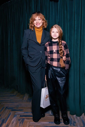 Елена Бирюкова с дочерью