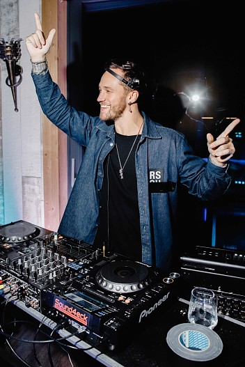 DJ Алексей Миронов