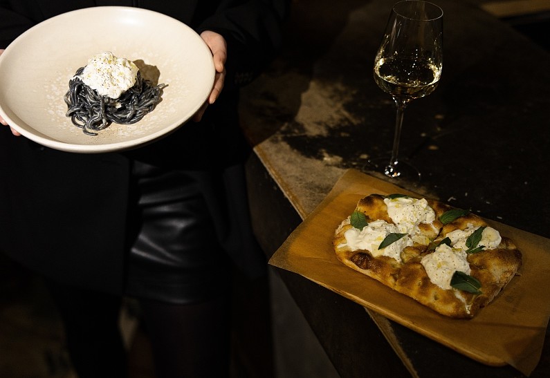 Специальное меню «Повелительницы пасты» в FARRO