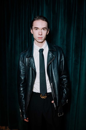 Денис Власенко