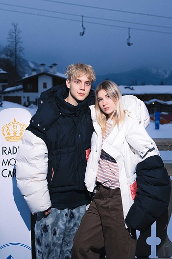 Ваня Дмитриенко и Саша Айс