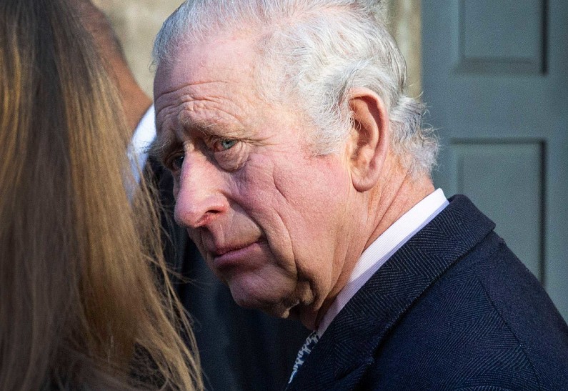 Карл III в ярости: принц Эндрю отказывается покинуть дом стоимостью 37 миллионов долларов