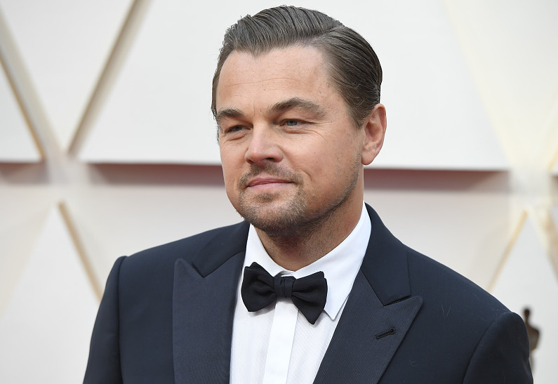 Неужели роман? Леонардо ДиКаприо замечен с Ириной Шейк на фестивале Coachella