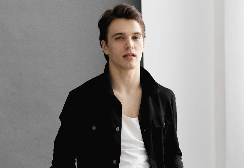 Иван Лаврухин: «Мне нравятся неоднозначные персонажи, в которых идет борьба между светом и тьмой»