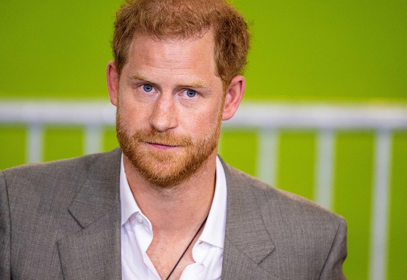 Стали известны новые подробности недавнего визита принца Гарри в Великобританию. Рассказываем!