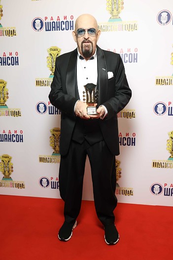 Михаил Шуфутинский