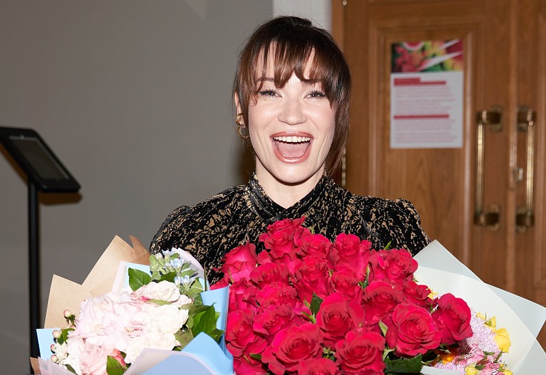 Ида Галич, Агата Муцениеце, Карина Кросс и другие на премьере фильма «Юра дворник»