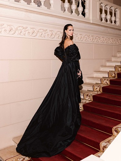 Настасья Самбурская