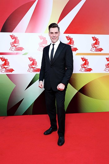 Дмитрий Дюжев