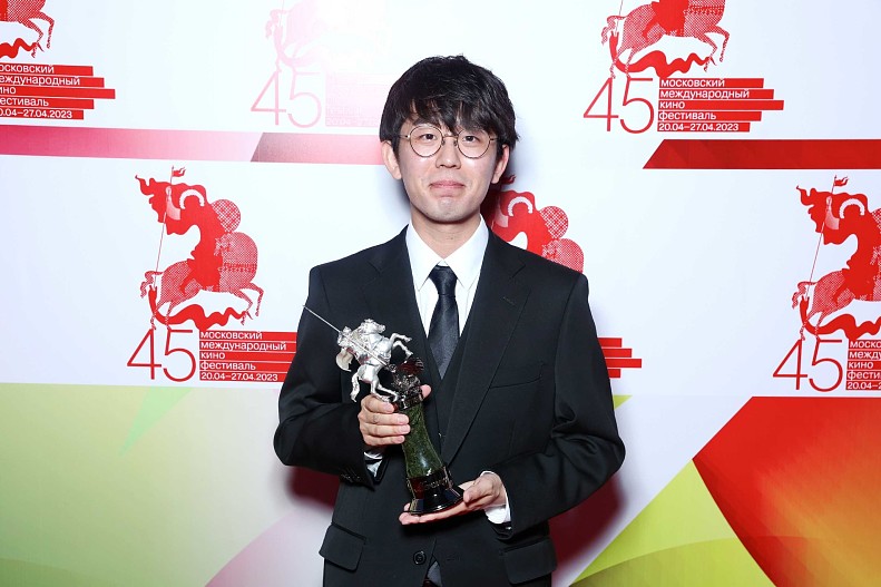 Ютака Цэнумати