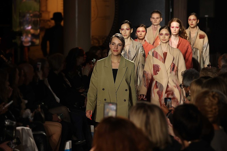 Алина Кузнецова, коллекция «Она»