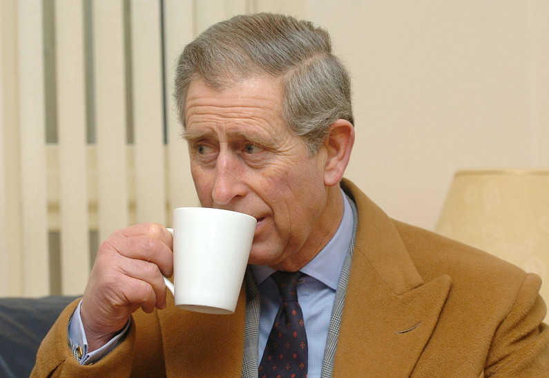 Карл III удивил поклонников странными пищевыми привычками. И вот какими!