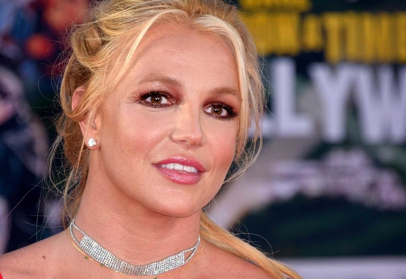 Бритни Спирс прокомментировала слухи о своей пагубной зависимости