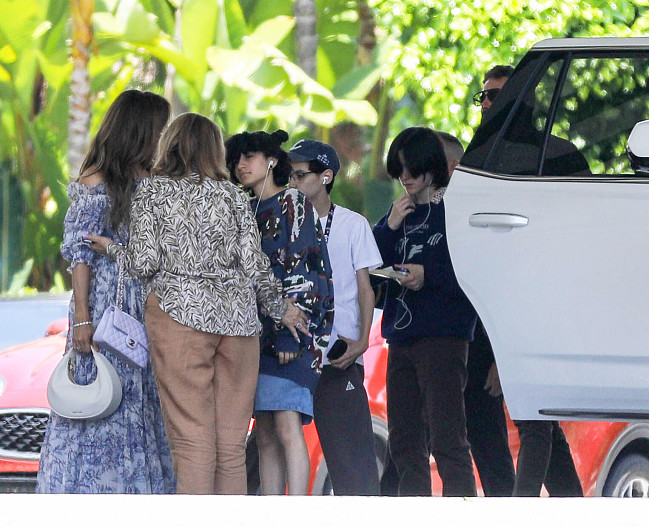 Дженнифер Лопес с семьей