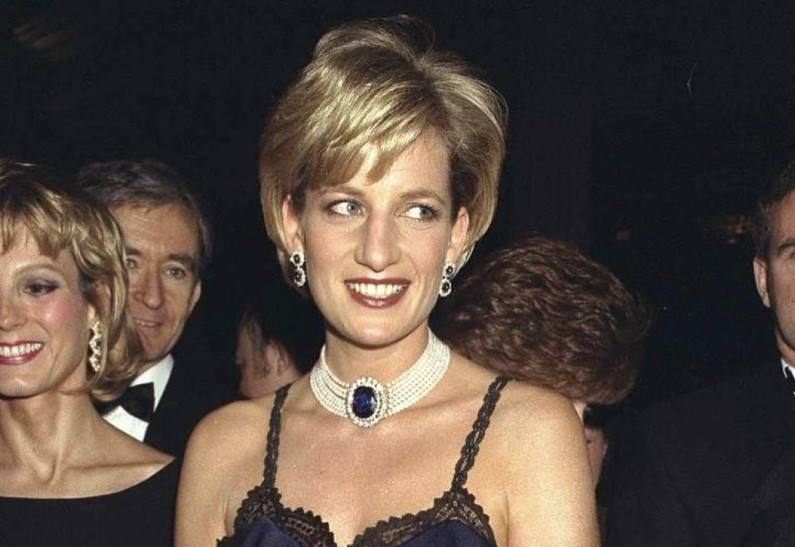 Принцесса Диана знала, что погибнет в автокатастрофе. Подробности!