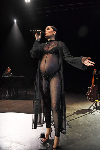 Джесси Джей