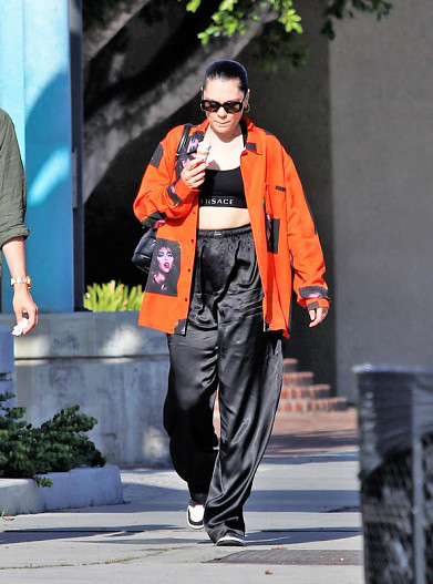 Джесси Джей