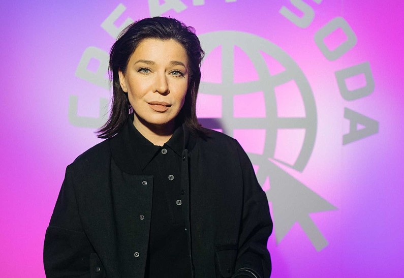 Ёлка, Антоха МС, Алена Свиридова, ANIKV и другие гости презентации VR-игры и альбома группы CREAM SODA