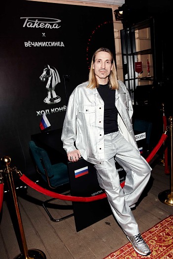 Илья Давыдов