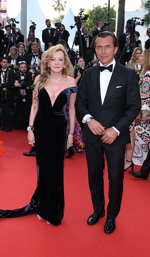 Каролина Шойфеле (украшения Chopard) и Уильям Абади (часы Chopard)