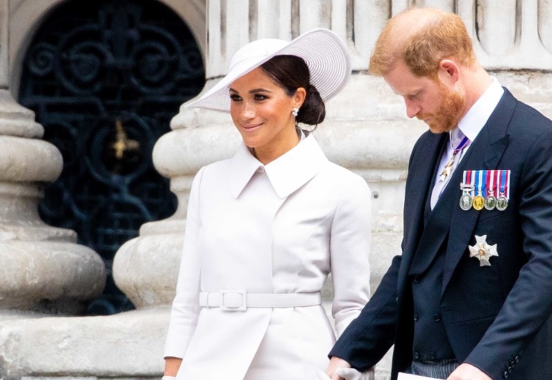 Скандал на коронации Карла III из-за Меган Маркл неизбежен. Подробности!