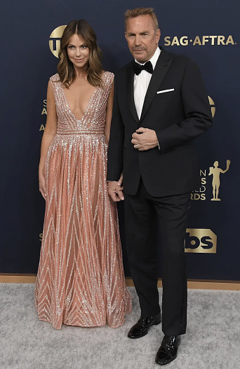 Кристин Баумгартнер и Кевин Костнер