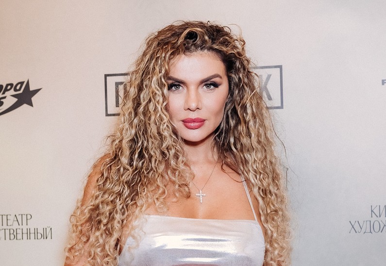 Анна Седокова, Алёна Долецкая, Влад Соколовский и другие гости премьеры триллера «Переводчик»