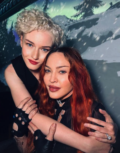 Джулия Гарнер и Мадонна