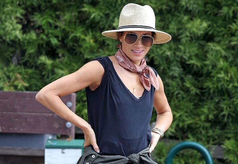 Меган Маркл показала идеальную фигуру во время занятий хайкингом. Фото!