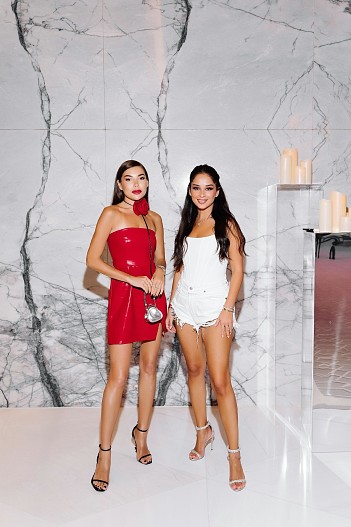 Карина Нигай, Алина Акилова