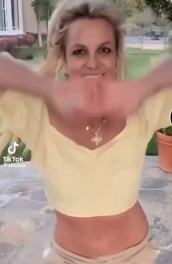 Бритни Спирс