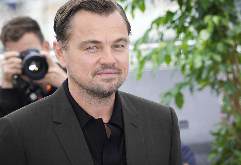 Очередное увлечение: Леонардо ДиКаприо провел вечер с британской моделью