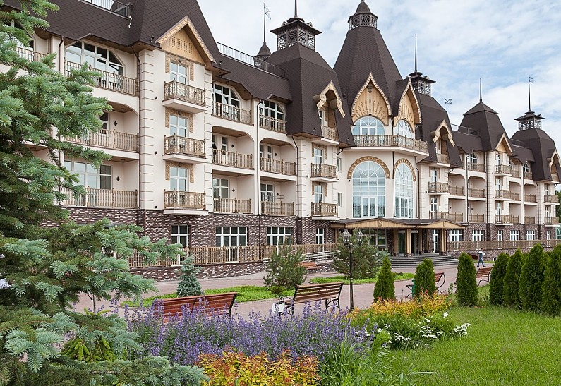 Насыщенные каникулы в загородном парк-отеле «Орловский»