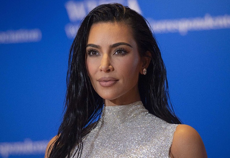 Ким Кардашьян начала строить отношения с новым избранником. Подробности!