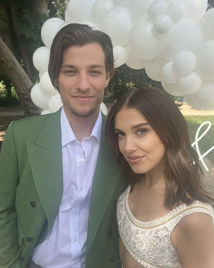 Милли Бобби Браун и Джейк Бон Джови