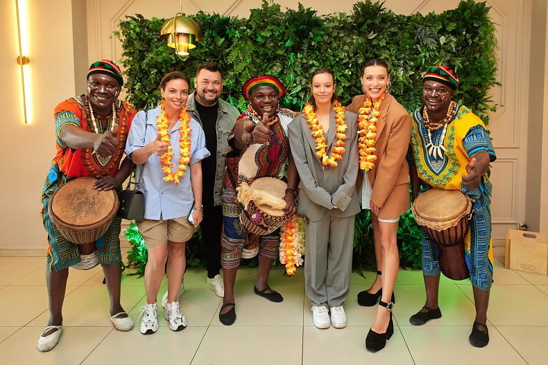 Сергей Жуков, Регина Бурд с дочерью и Регина Тодоренко